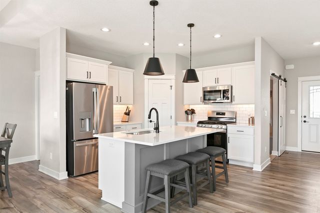 1010 Harrington Way, Waukee, IA 50263