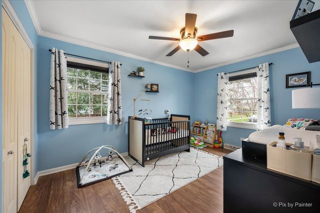 647 N Ridgemoor Avenue, Mundelein, IL 60060