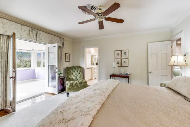 6500 Shady Lane, Burr Ridge, IL 60527