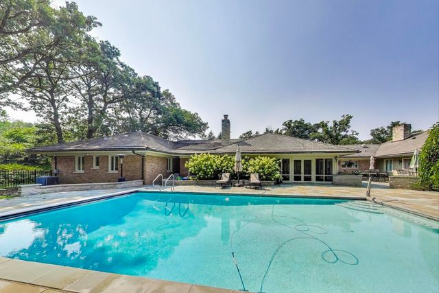 6500 Shady Lane, Burr Ridge, IL 60527