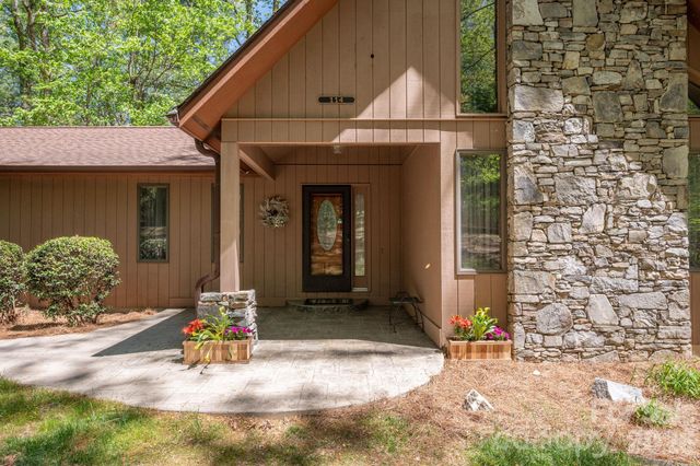114 Timber Creek Road, Laurel Park, NC 28739