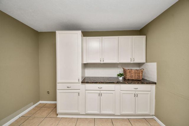 10117 Dulcimer Street, Houston, TX 77051