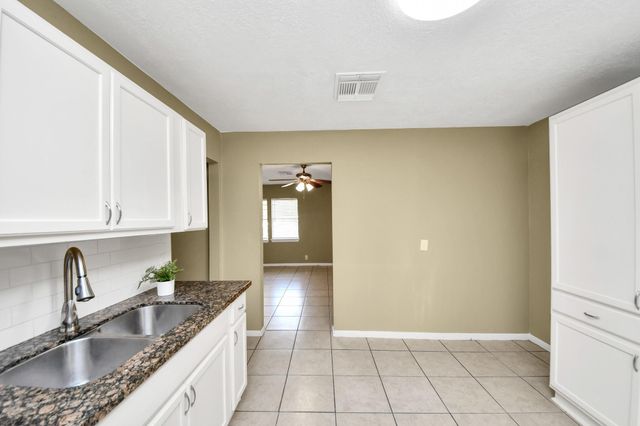 10117 Dulcimer Street, Houston, TX 77051