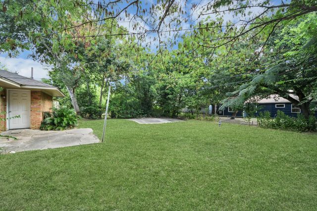 10117 Dulcimer Street, Houston, TX 77051