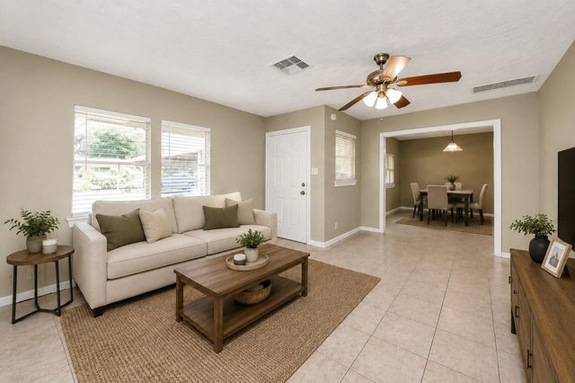 10117 Dulcimer Street, Houston, TX 77051