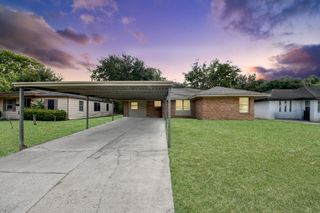 10117 Dulcimer Street, Houston, TX 77051