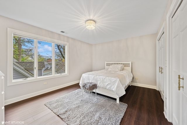 440 Woodside Avenue, Hinsdale, IL 60521