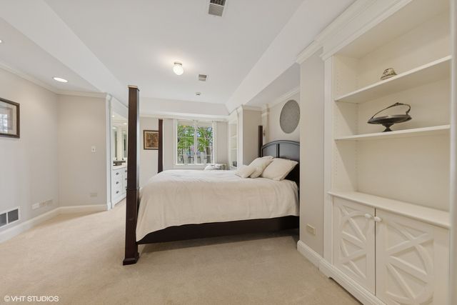 440 Woodside Avenue, Hinsdale, IL 60521