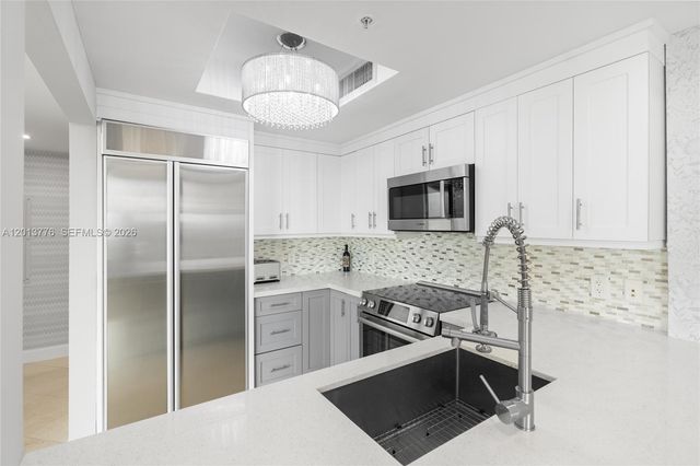 3350 SW 27 Ave 1907, Coconut Grove, FL 33133