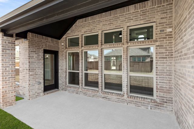 1028 Little Gull Drive, Forney, TX 75126