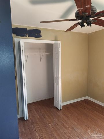 135 Valdosta Ave, Pensacola, FL 32507