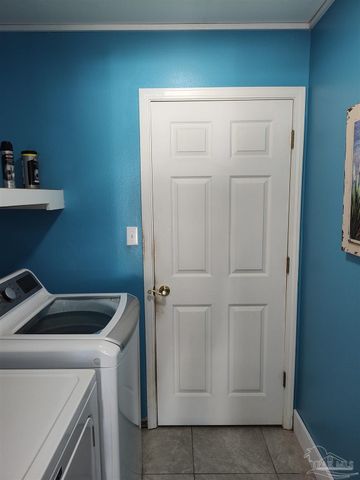 135 Valdosta Ave, Pensacola, FL 32507