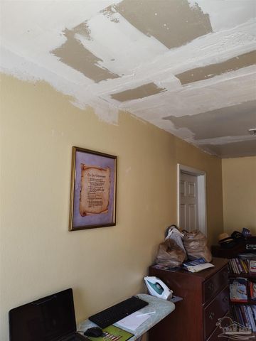 135 Valdosta Ave, Pensacola, FL 32507