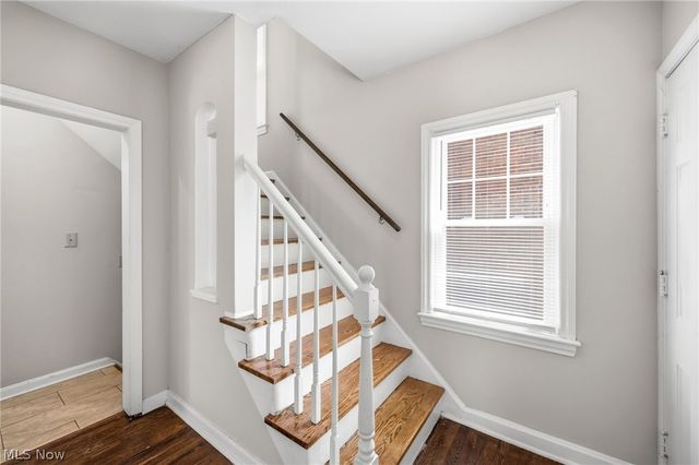 3889 Grenville Road, University Heights, OH 44118