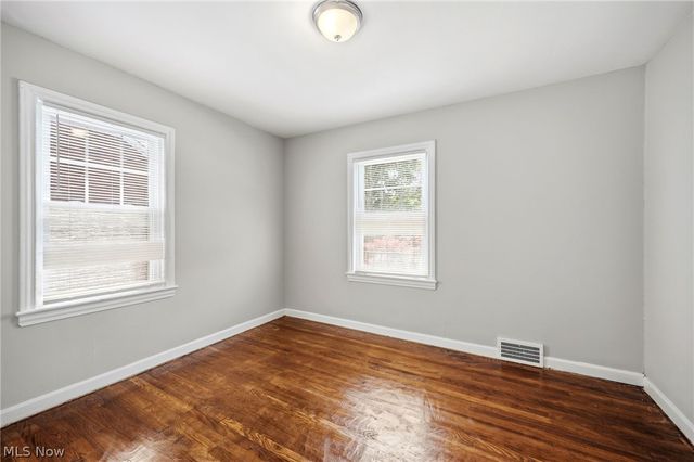 3889 Grenville Road, University Heights, OH 44118
