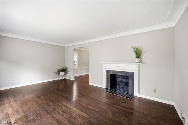 3889 Grenville Road, University Heights, OH 44118