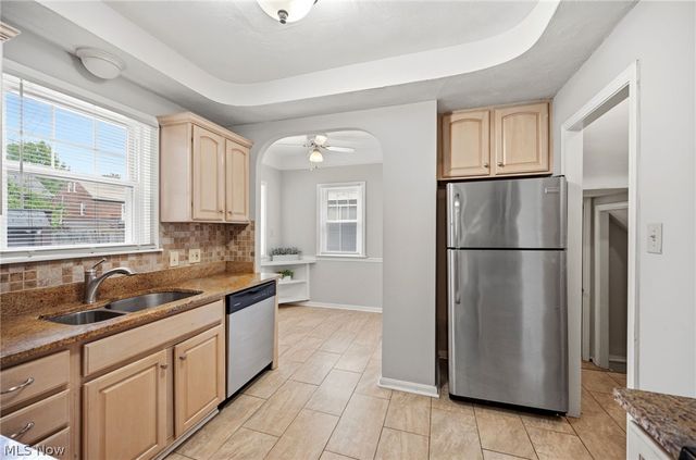 3889 Grenville Road, University Heights, OH 44118