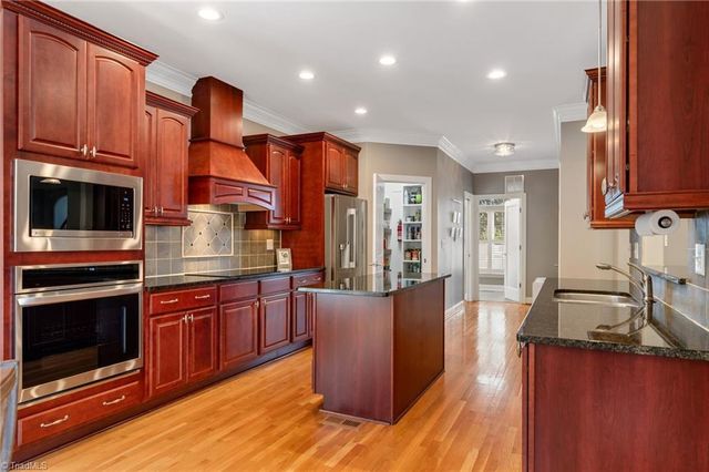 109 Covington Place, Lewisville, NC 27023