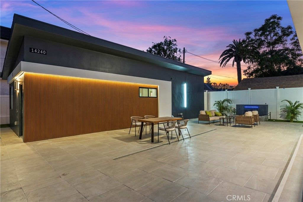14240 Hortense, Sherman Oaks, CA 91423