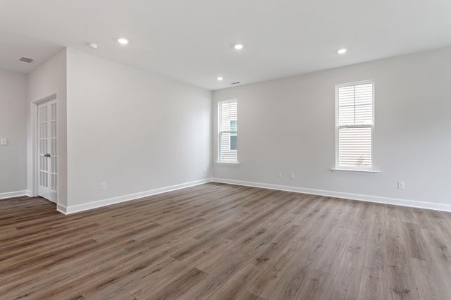 217 Crosswick Street, Summerville, SC 29483