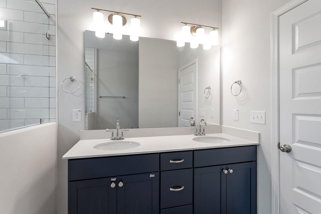 Image 21 of property listing at 217 Crosswick Street, Summerville, SC 29483