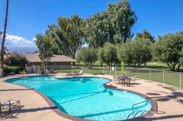 48915 Washington Street, La Quinta, CA 92253