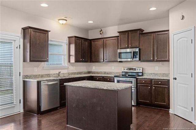 35 Cromwell Circle, Cameron, NC 28326