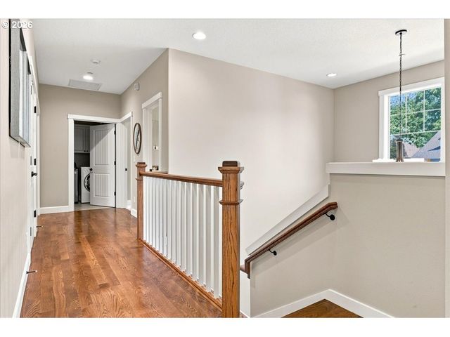10766 Nw JORDAN Ln, Portland, OR 97210