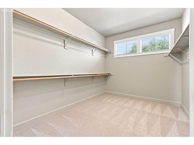 10766 Nw JORDAN Ln, Portland, OR 97210