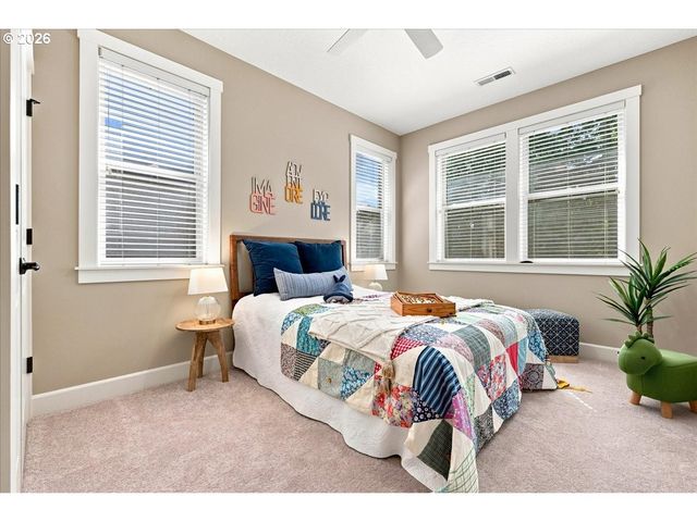 10766 Nw JORDAN Ln, Portland, OR 97210