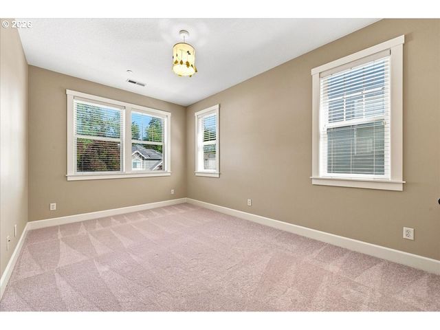 10766 Nw JORDAN Ln, Portland, OR 97210