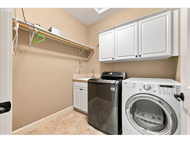 10766 Nw JORDAN Ln, Portland, OR 97210