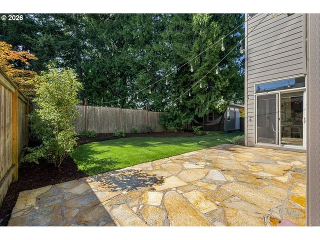 10766 Nw JORDAN Ln, Portland, OR 97210