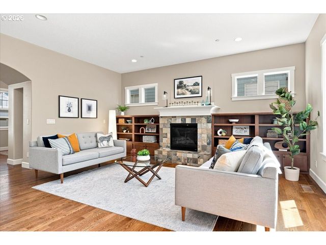 10766 Nw JORDAN Ln, Portland, OR 97210