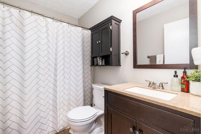 329 Miller Court, Harrison, OH 45030