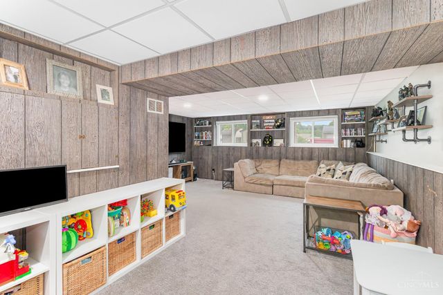 329 Miller Court, Harrison, OH 45030