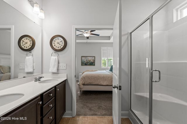 1611 E New Carraway Place SE, Bolivia, NC 28422