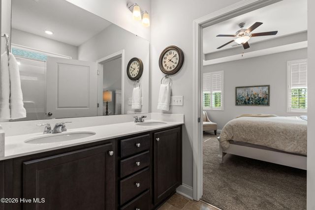 1611 E New Carraway Place SE, Bolivia, NC 28422