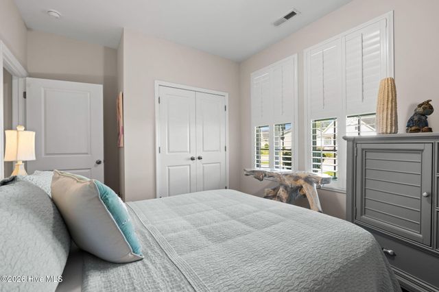 1611 E New Carraway Place SE, Bolivia, NC 28422