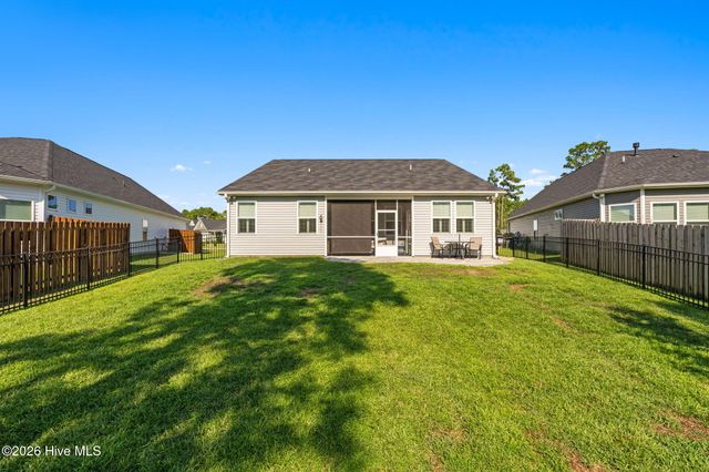 1611 E New Carraway Place SE, Bolivia, NC 28422