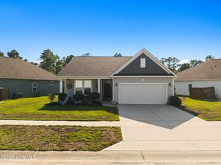 1611 E New Carraway Place SE, Bolivia, NC 28422