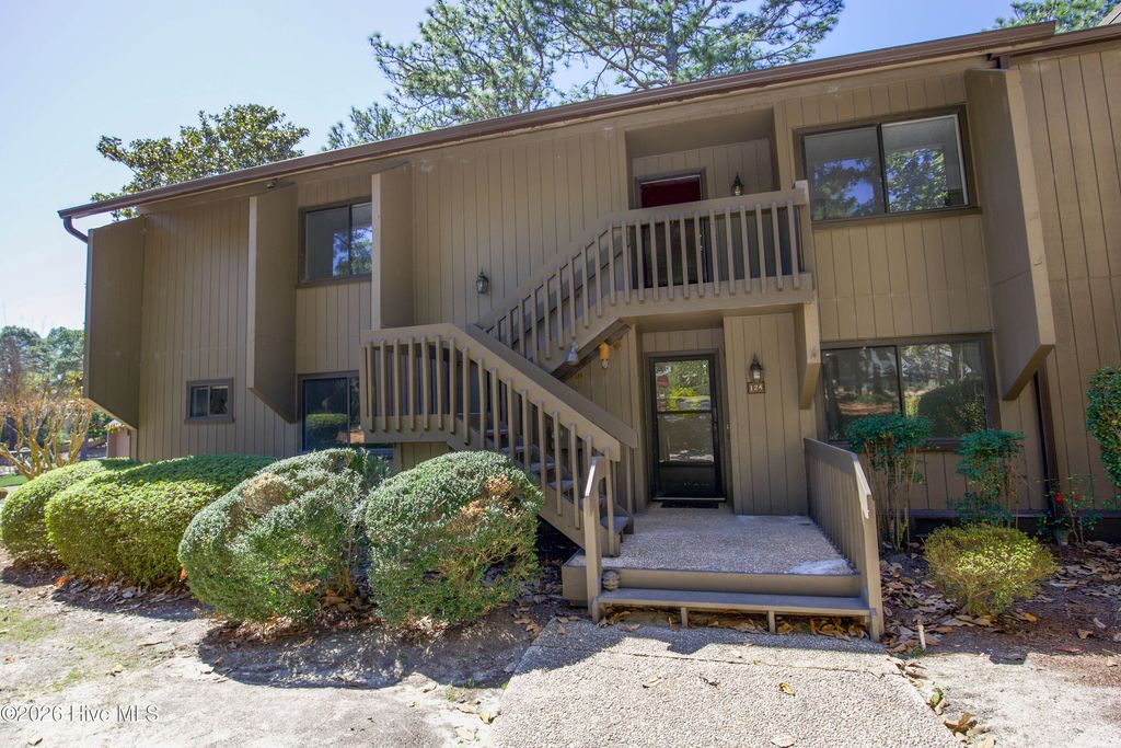 250 Sugar Gum Lane 124, Pinehurst, NC 28374