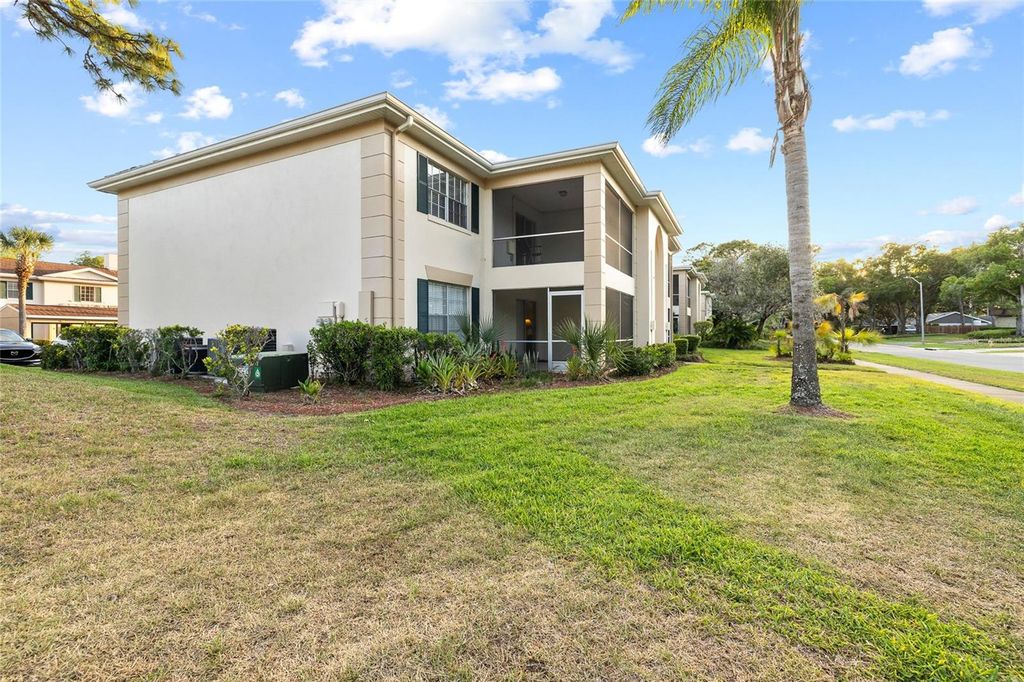 3402 LATANIA DRIVE 321, Tampa, FL 33618