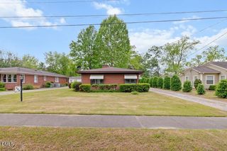 605 N Baker Street, Four Oaks, NC 27524
