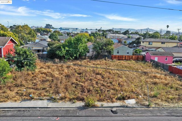 724 Chesley Ave, Richmond, CA 94801