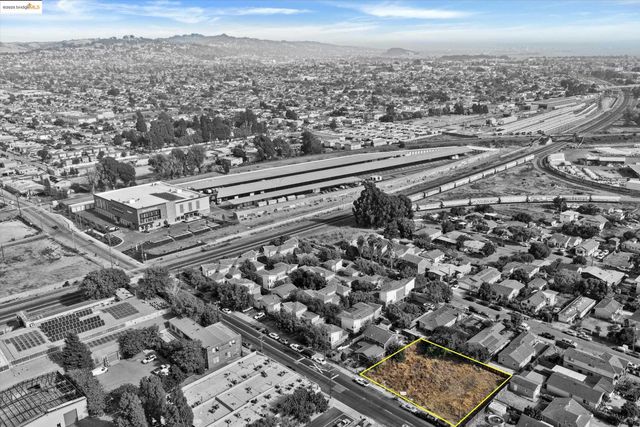 724 Chesley Ave, Richmond, CA 94801