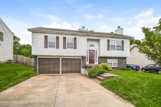 4662 Shenandoah Dr, Louisville, KY 40241