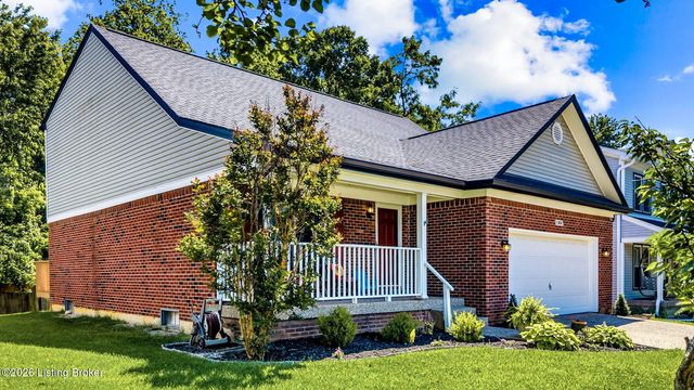 11808 Oak Bay Dr, Louisville, KY 40245