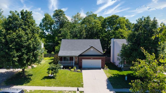 11808 Oak Bay Dr, Louisville, KY 40245