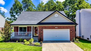 11808 Oak Bay Dr, Louisville, KY 40245